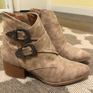 Booties from Tobi, never worn!